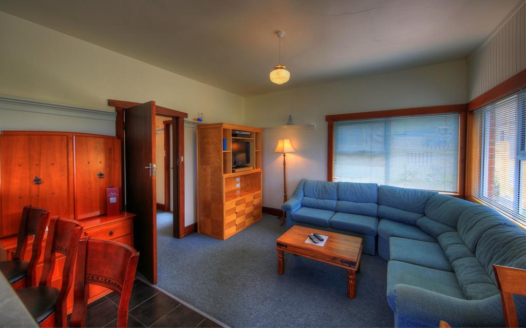 Stanley Hotel & Apartments Exterior photo